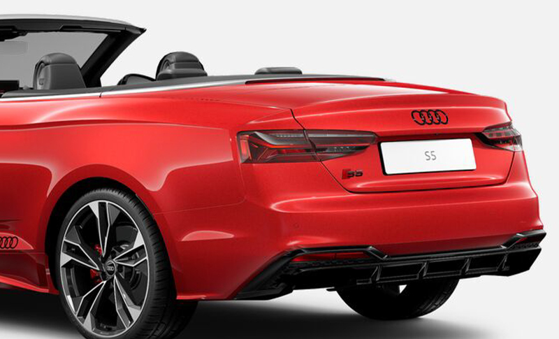 Heck rotes Audi S5 Cabrio