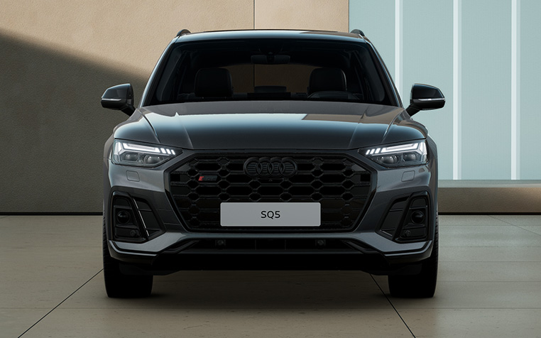 Audi SQ5 Sportback in Daytonagrau Perleffekt Front