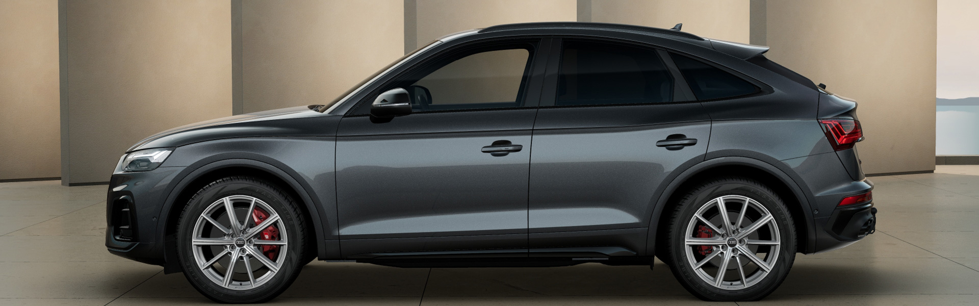 Audi SQ5 Sportback in Daytonagrau Perleffekt seitlich