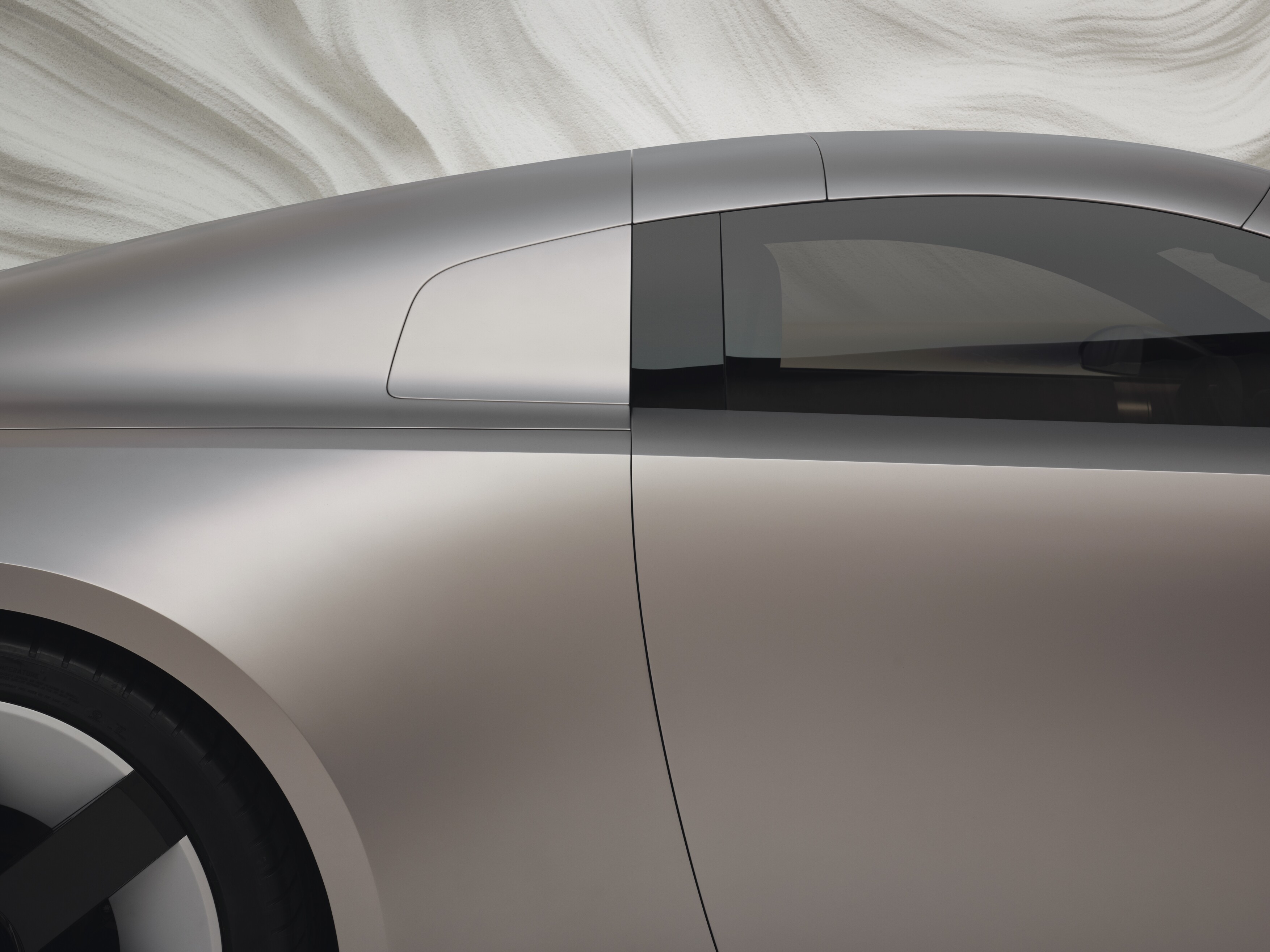 Bild des Audi Concept C von der Seite