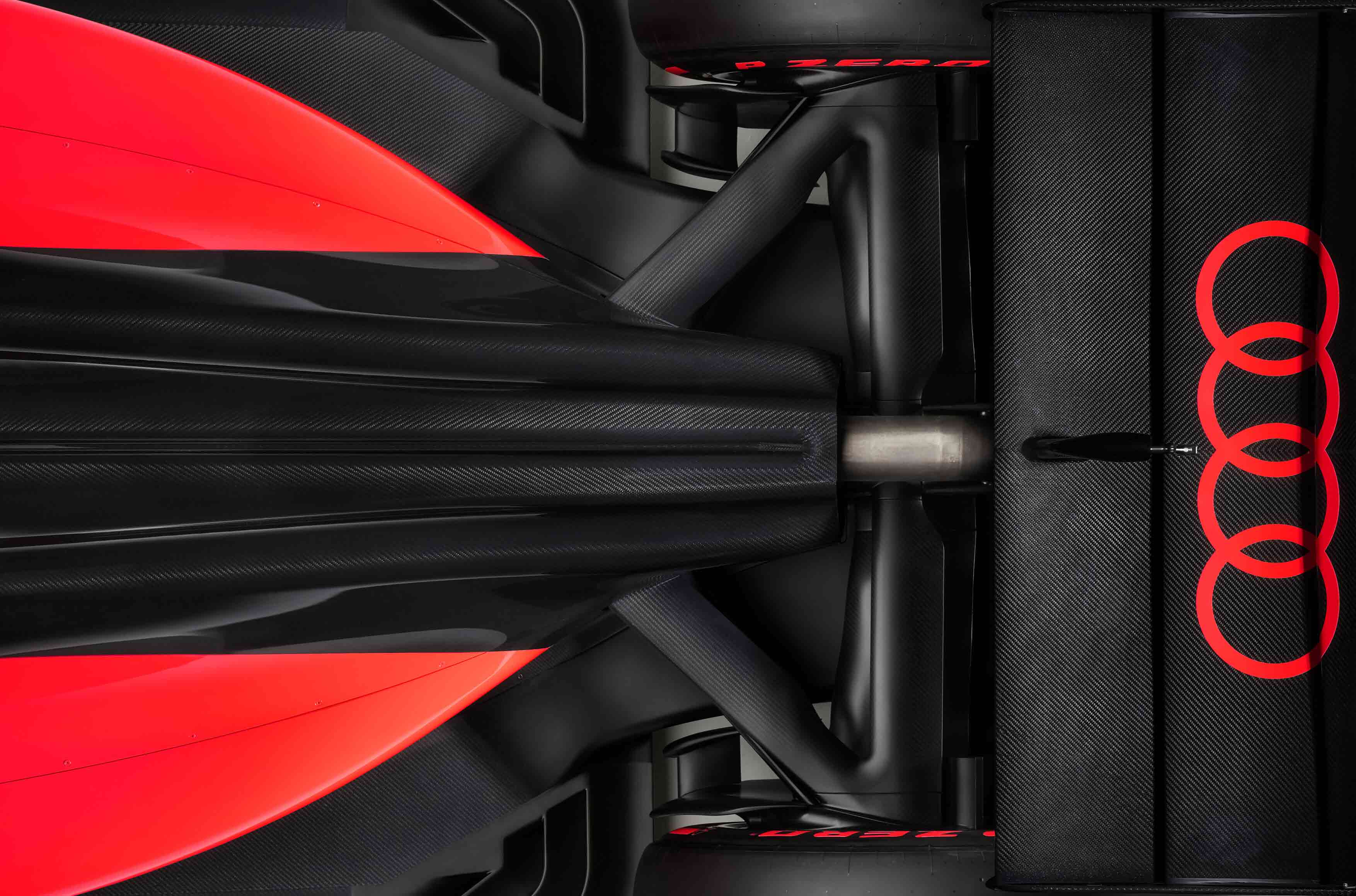 Nahaufnahme von oben des Hecks des Audi R26 Concept